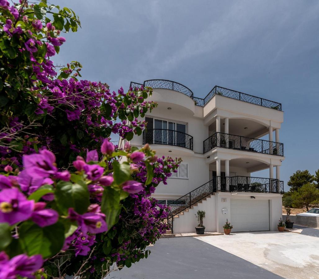 Adria House - Lavendar